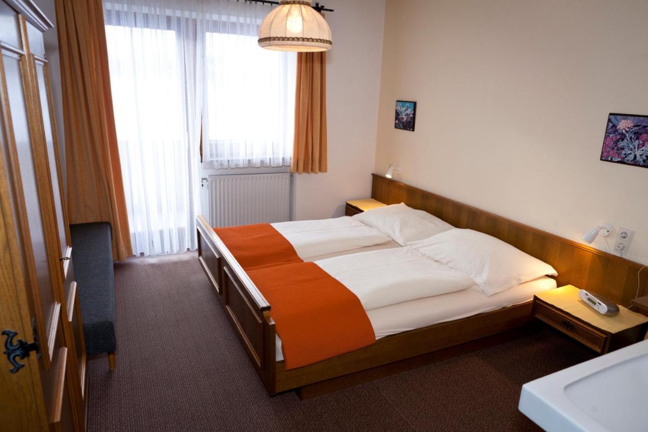 Drei Sonnen Landhaus Reihan Nauders Szoba fotó